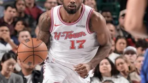 “激情对决！葡超焦点战：吉马良斯挑战波尔图，谁将登顶荣耀巅峰？”