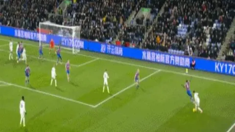 惊爆战局！揭秘攻防漏洞，大比分逆袭能否奇迹上演？